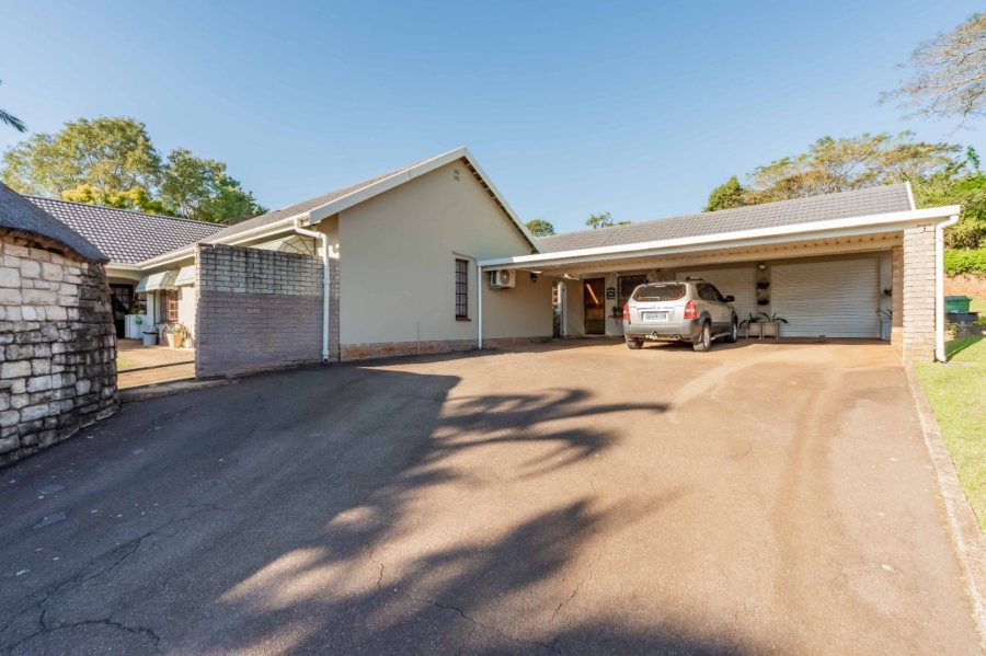 3 Bedroom Property for Sale in Waterfall KwaZulu-Natal
