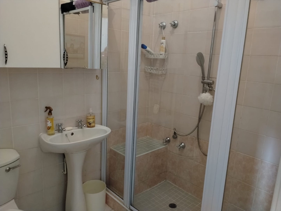 1 Bedroom Property for Sale in Scottburgh Central KwaZulu-Natal