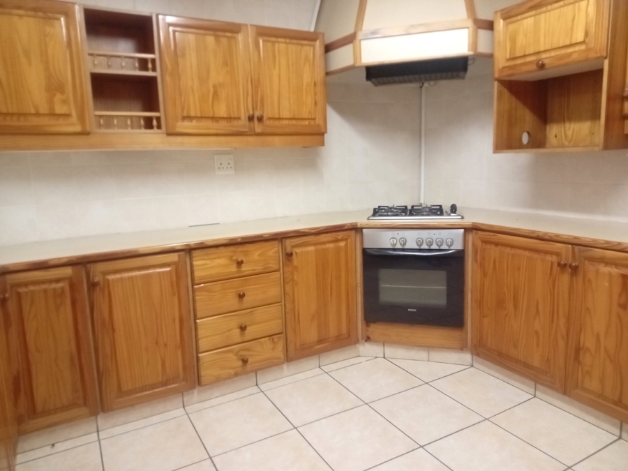 To Let 4 Bedroom Property for Rent in Ferncliffe KwaZulu-Natal
