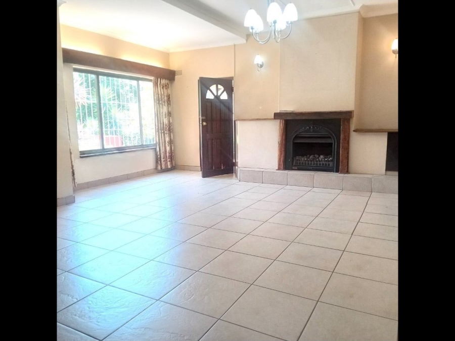 To Let 4 Bedroom Property for Rent in Ferncliffe KwaZulu-Natal