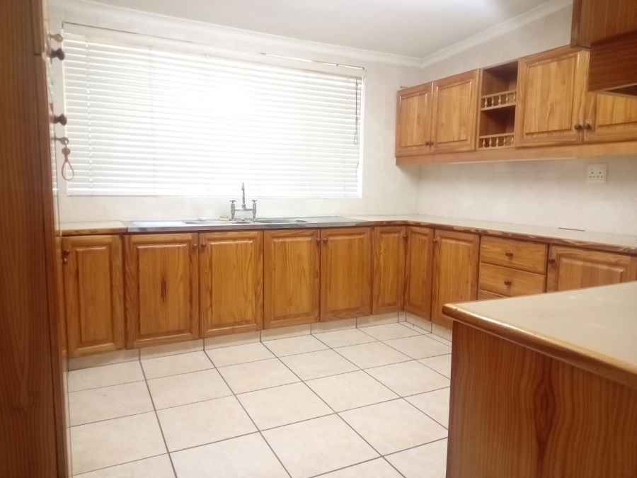 To Let 4 Bedroom Property for Rent in Ferncliffe KwaZulu-Natal