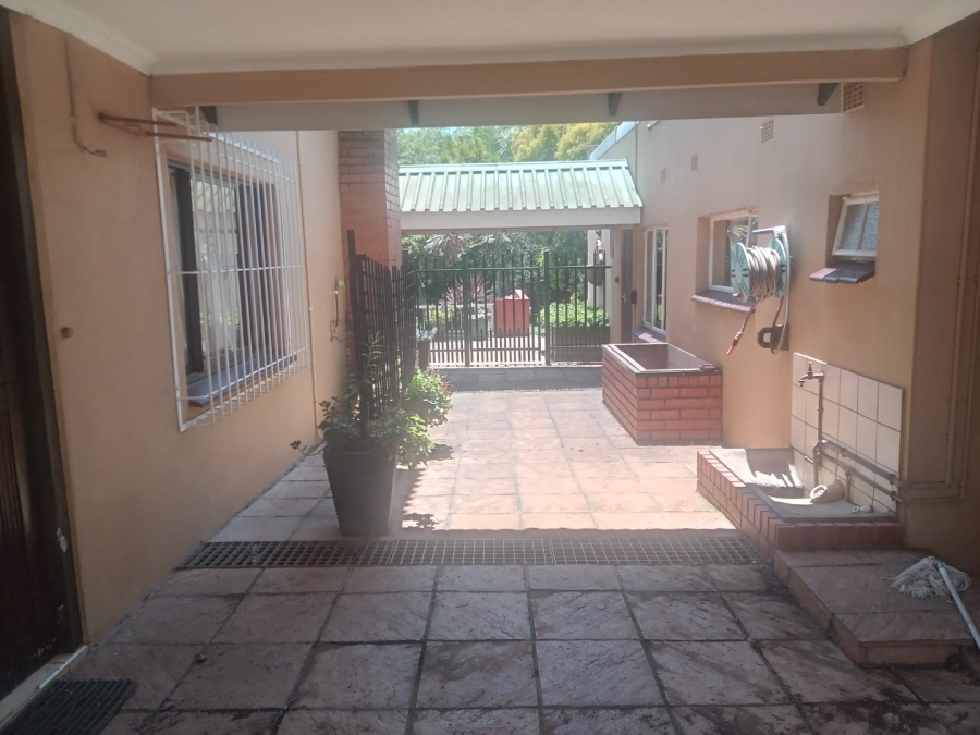 To Let 4 Bedroom Property for Rent in Ferncliffe KwaZulu-Natal