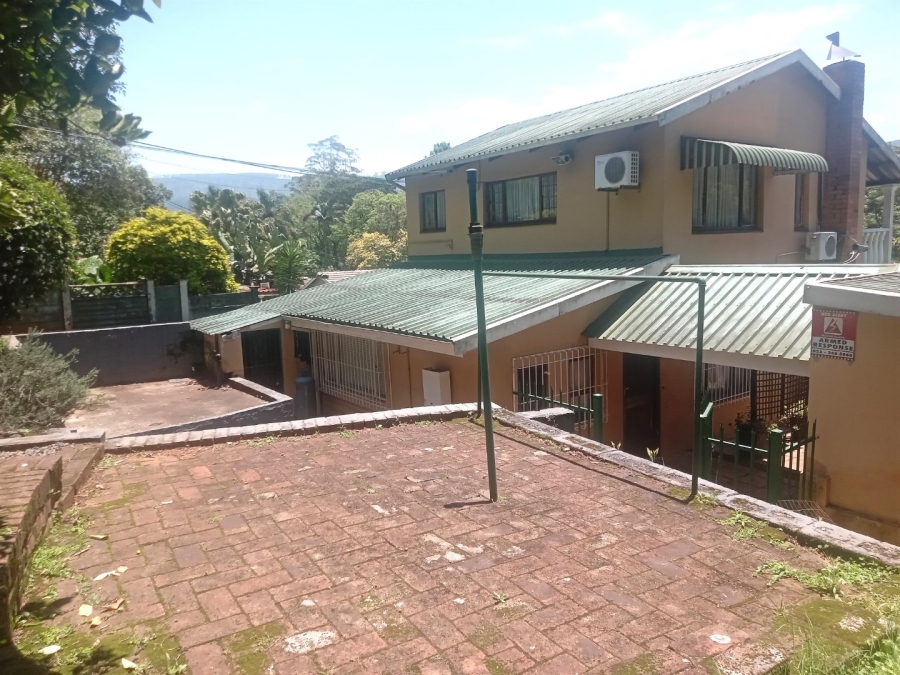 To Let 4 Bedroom Property for Rent in Ferncliffe KwaZulu-Natal