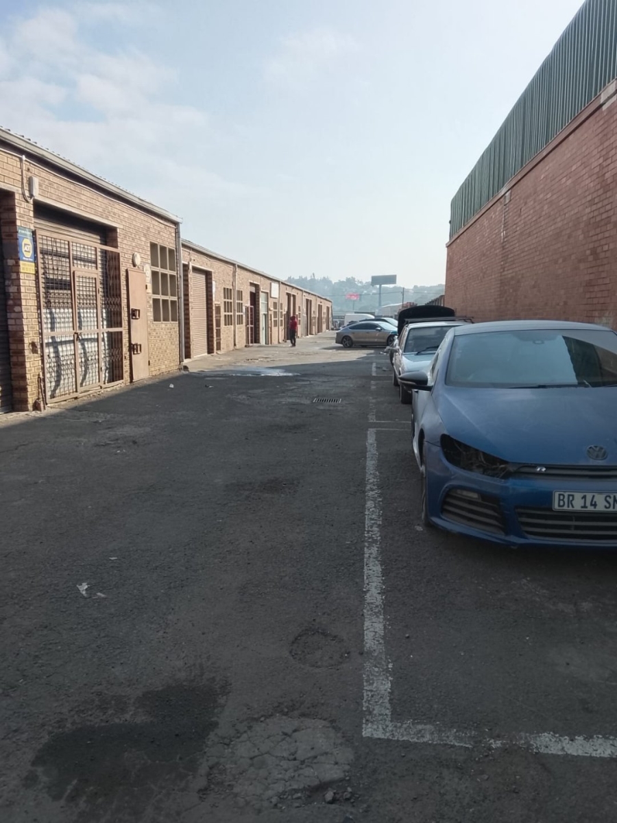 To Let Commercial Property for Rent in Springfield Park KwaZulu-Natal