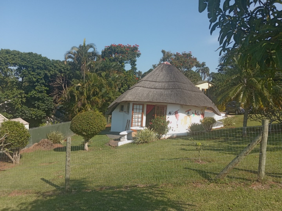 1 Bedroom Property for Sale in St Michaels On Sea KwaZulu-Natal