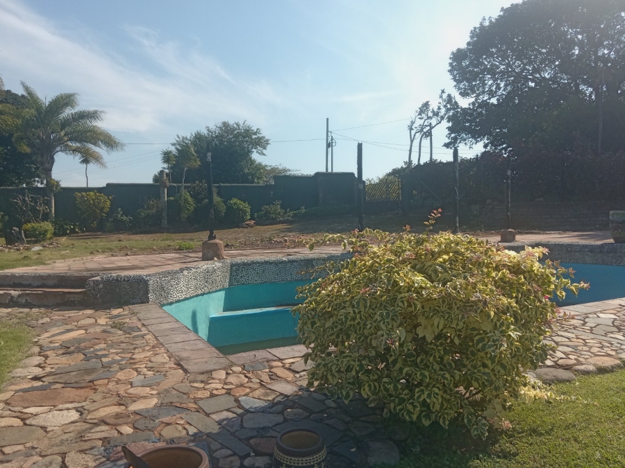 1 Bedroom Property for Sale in St Michaels On Sea KwaZulu-Natal