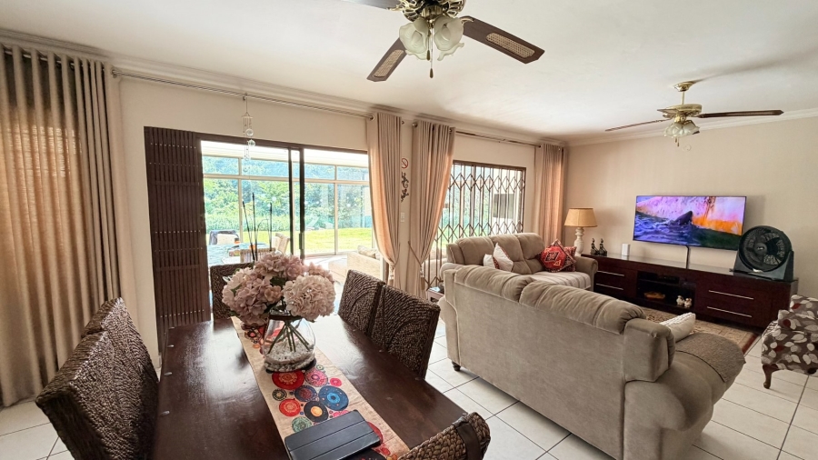 4 Bedroom Property for Sale in St Michaels On Sea KwaZulu-Natal
