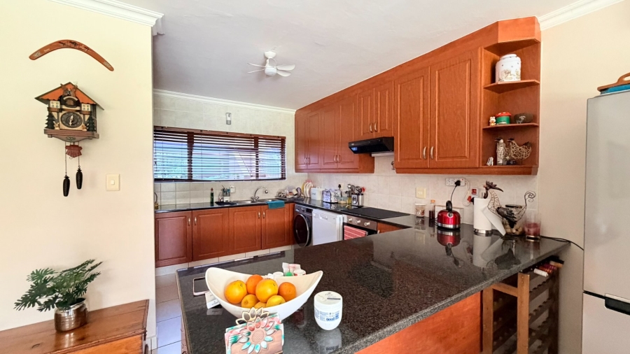 4 Bedroom Property for Sale in St Michaels On Sea KwaZulu-Natal