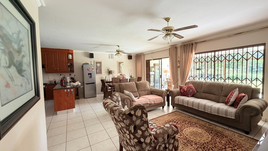 4 Bedroom Property for Sale in St Michaels On Sea KwaZulu-Natal