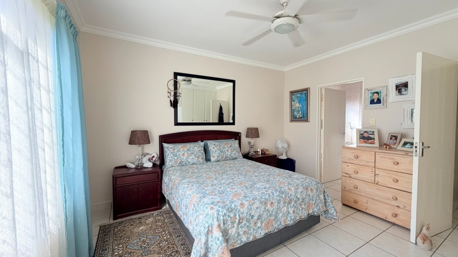 4 Bedroom Property for Sale in St Michaels On Sea KwaZulu-Natal
