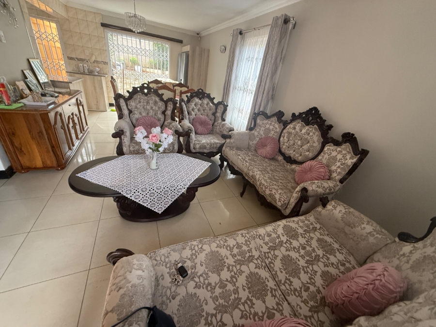 3 Bedroom Property for Sale in Raisethorpe KwaZulu-Natal