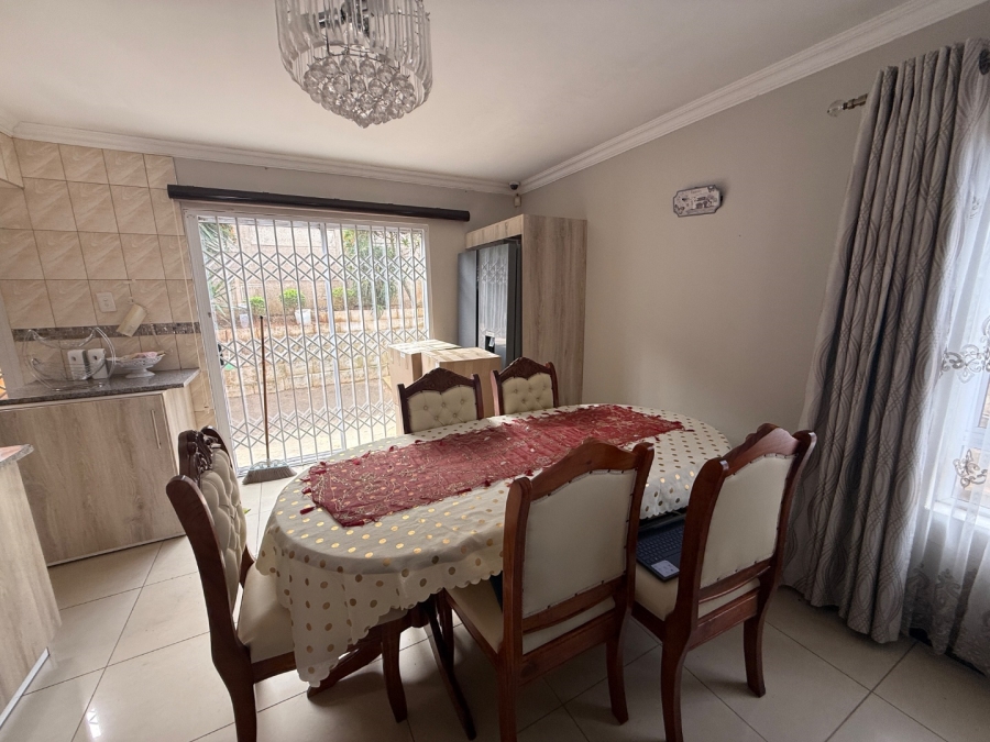 3 Bedroom Property for Sale in Raisethorpe KwaZulu-Natal