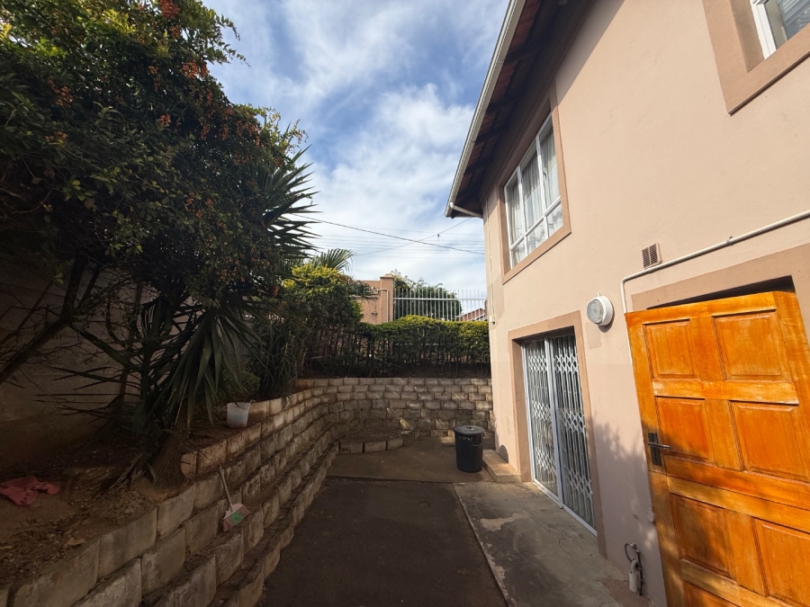 3 Bedroom Property for Sale in Raisethorpe KwaZulu-Natal