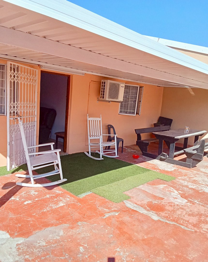 2 Bedroom Property for Sale in Merebank East KwaZulu-Natal
