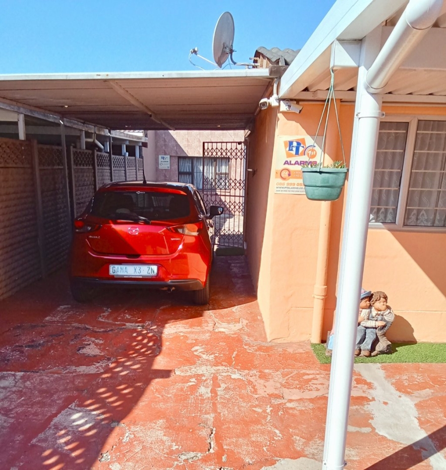 2 Bedroom Property for Sale in Merebank East KwaZulu-Natal