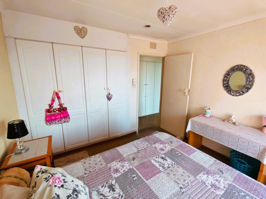 2 Bedroom Property for Sale in Woodgrange KwaZulu-Natal