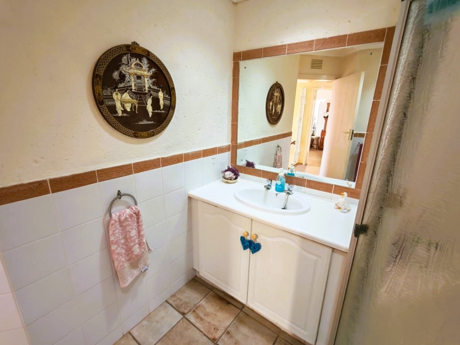 2 Bedroom Property for Sale in Woodgrange KwaZulu-Natal