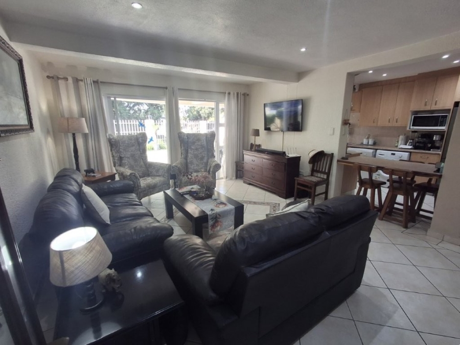 3 Bedroom Property for Sale in Shelly Beach KwaZulu-Natal