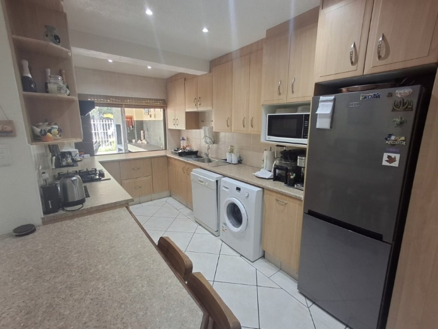 3 Bedroom Property for Sale in Shelly Beach KwaZulu-Natal