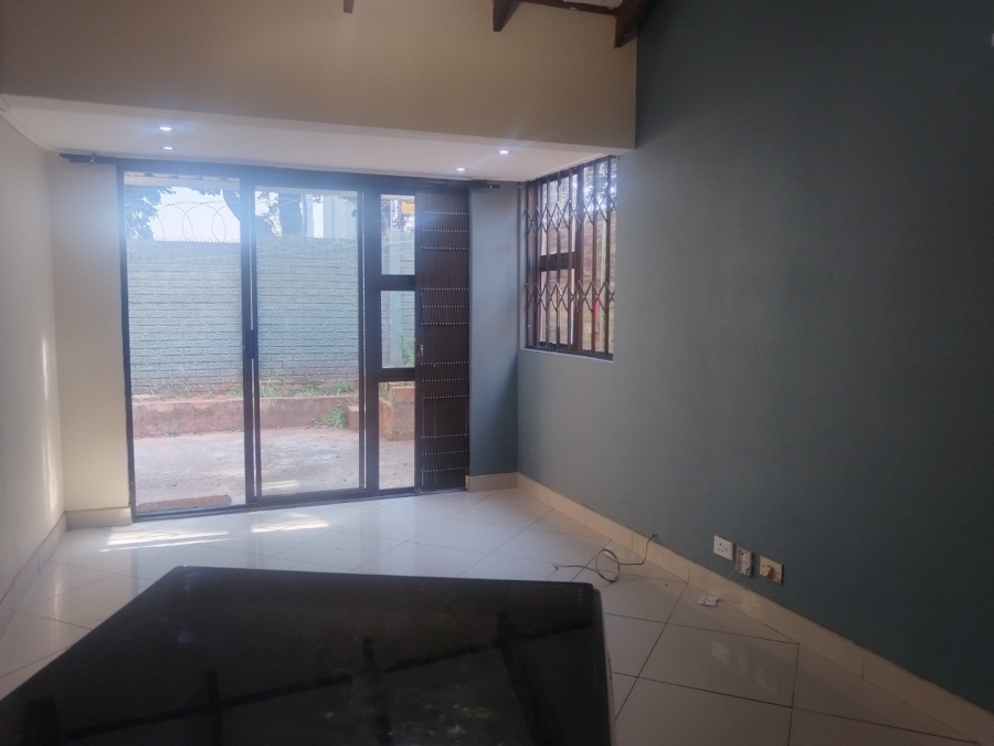 To Let 3 Bedroom Property for Rent in Umbilo KwaZulu-Natal