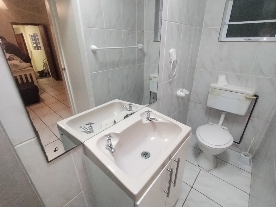 4 Bedroom Property for Sale in Uvongo KwaZulu-Natal