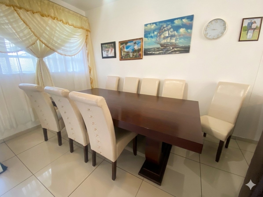 2 Bedroom Property for Sale in Vryheid KwaZulu-Natal