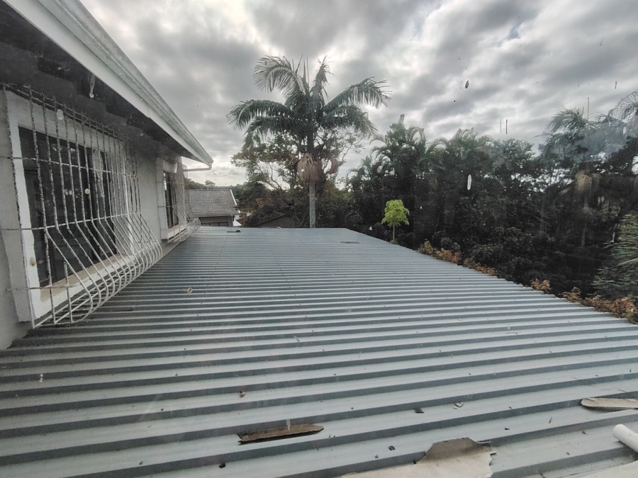 5 Bedroom Property for Sale in St Michaels On Sea KwaZulu-Natal