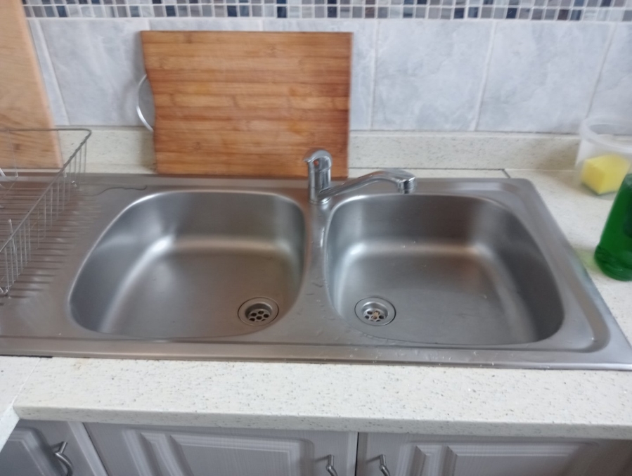 2 Bedroom Property for Sale in Pinetown North Industria KwaZulu-Natal