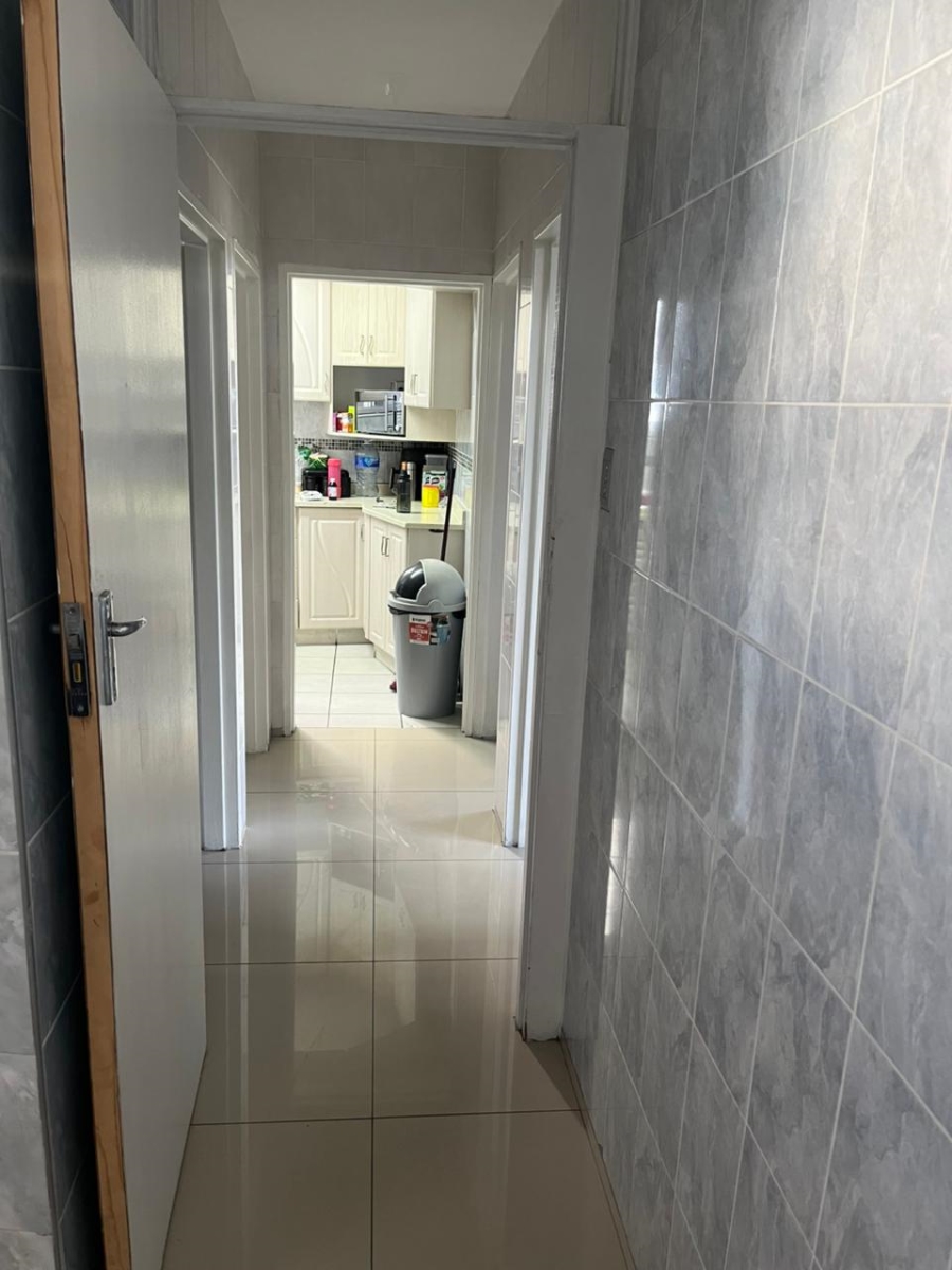 2 Bedroom Property for Sale in Pinetown North Industria KwaZulu-Natal