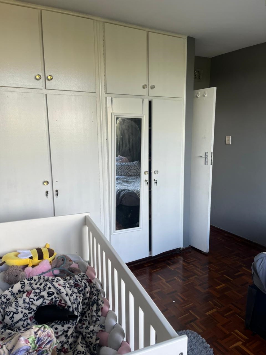 2 Bedroom Property for Sale in Pinetown North Industria KwaZulu-Natal