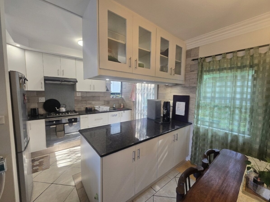 3 Bedroom Property for Sale in Westbrook KwaZulu-Natal