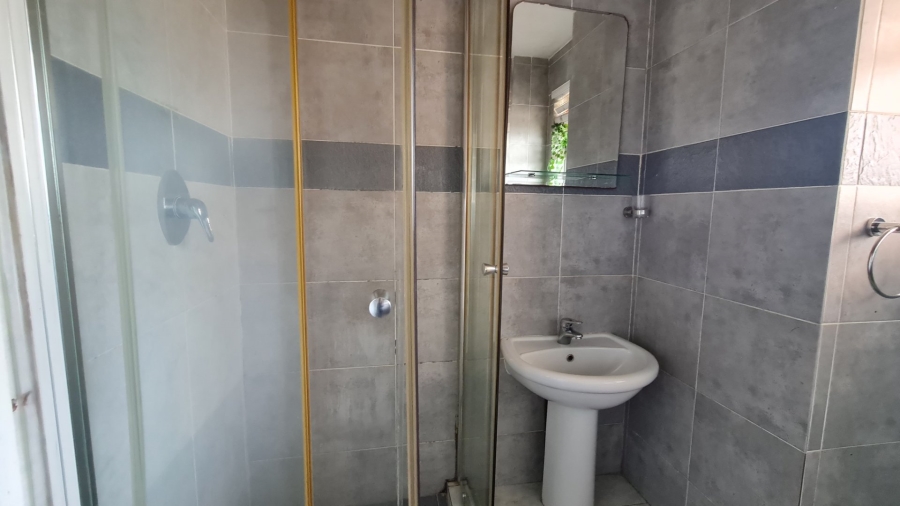 1 Bedroom Property for Sale in North Beach KwaZulu-Natal