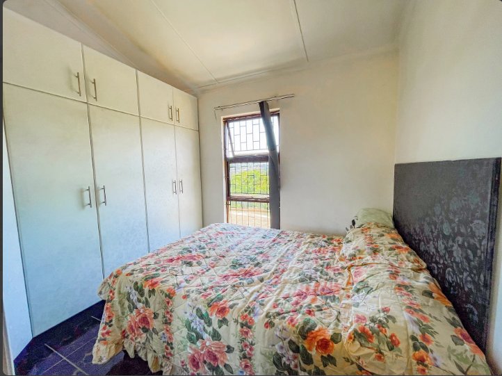 4 Bedroom Property for Sale in Newlands West KwaZulu-Natal