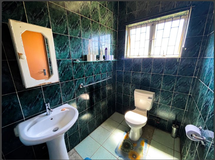 4 Bedroom Property for Sale in Newlands West KwaZulu-Natal