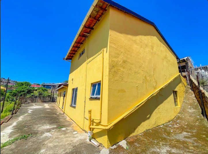 4 Bedroom Property for Sale in Newlands West KwaZulu-Natal