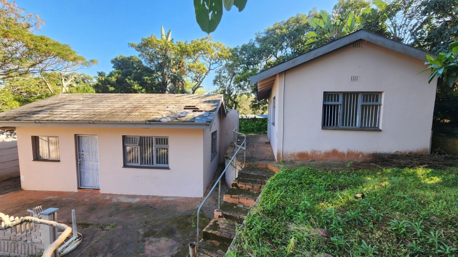 2 Bedroom Property for Sale in St Michaels On Sea KwaZulu-Natal