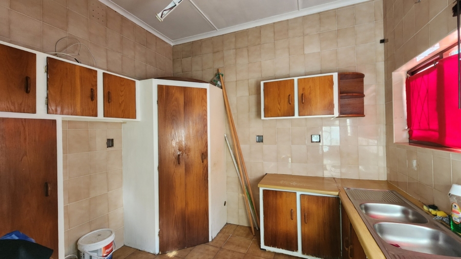 2 Bedroom Property for Sale in St Michaels On Sea KwaZulu-Natal