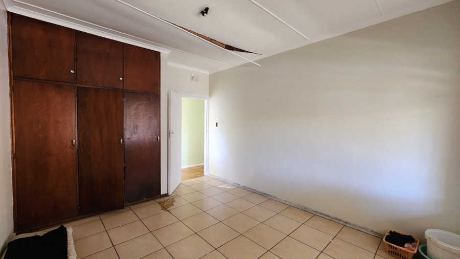 2 Bedroom Property for Sale in St Michaels On Sea KwaZulu-Natal