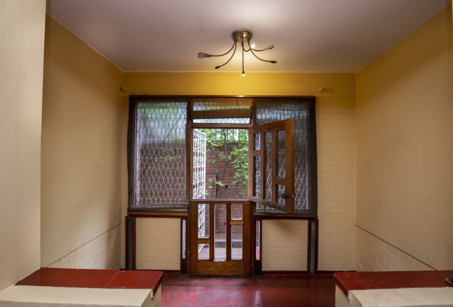 1 Bedroom Property for Sale in Essenwood KwaZulu-Natal