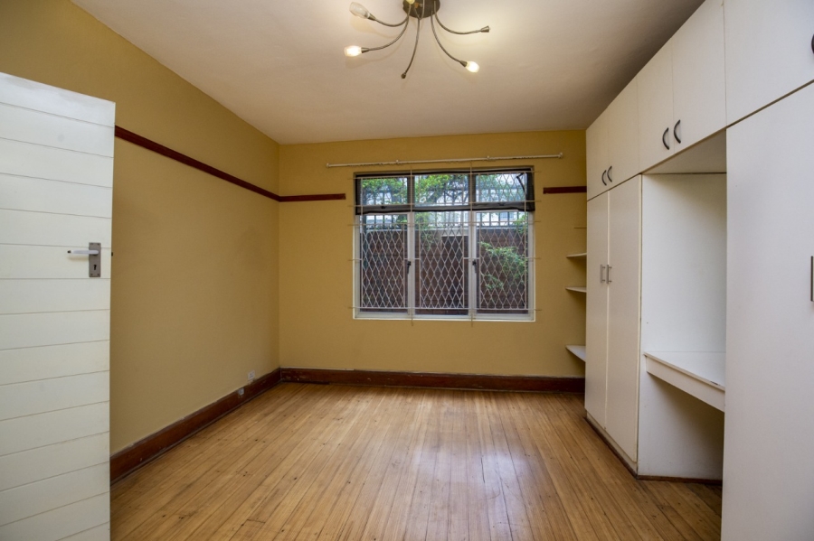 1 Bedroom Property for Sale in Essenwood KwaZulu-Natal