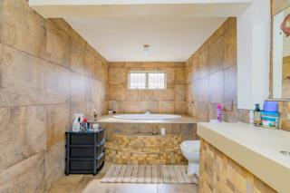 4 Bedroom Property for Sale in Queensburgh KwaZulu-Natal
