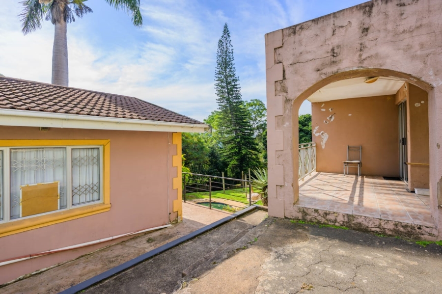 4 Bedroom Property for Sale in Queensburgh KwaZulu-Natal