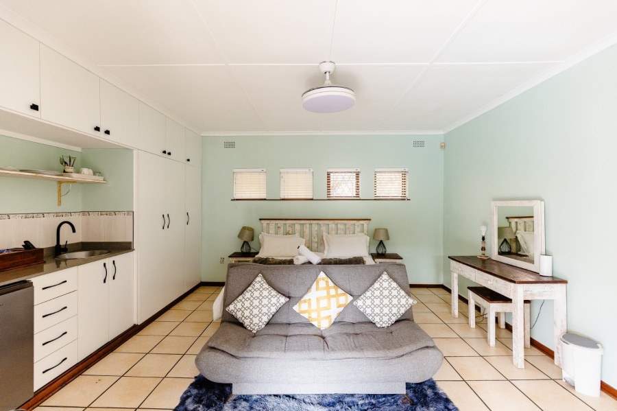4 Bedroom Property for Sale in Uvongo KwaZulu-Natal