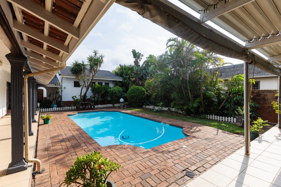 4 Bedroom Property for Sale in Uvongo KwaZulu-Natal