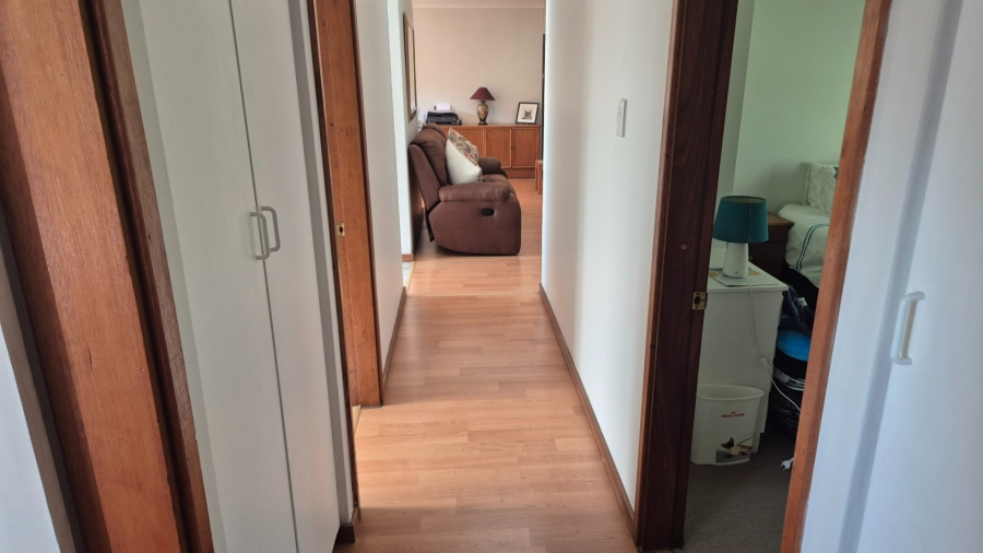 3 Bedroom Property for Sale in Umtentweni KwaZulu-Natal
