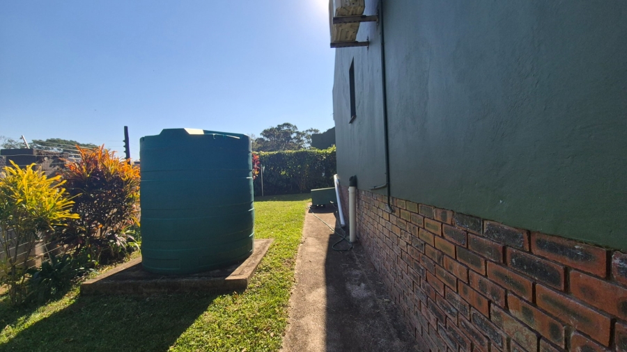 3 Bedroom Property for Sale in Umtentweni KwaZulu-Natal