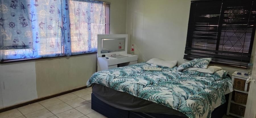 3 Bedroom Property for Sale in Uvongo KwaZulu-Natal