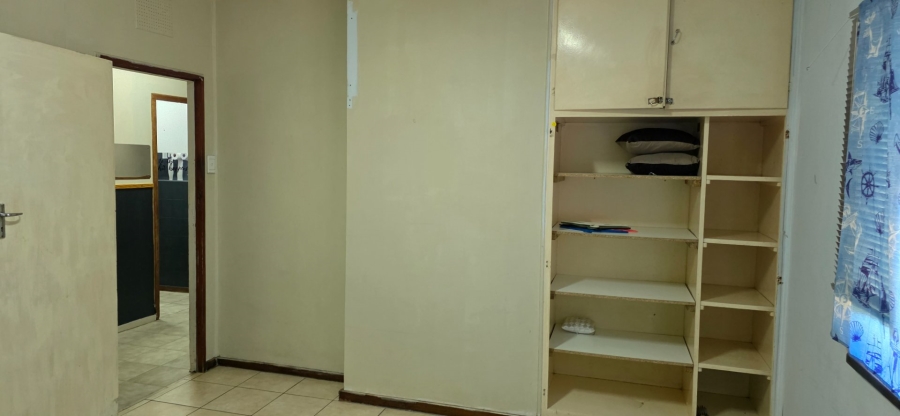 3 Bedroom Property for Sale in Uvongo KwaZulu-Natal