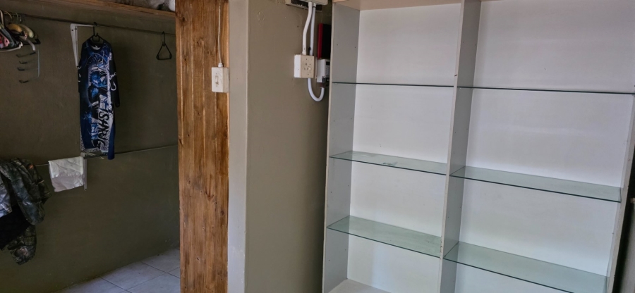 3 Bedroom Property for Sale in Uvongo KwaZulu-Natal