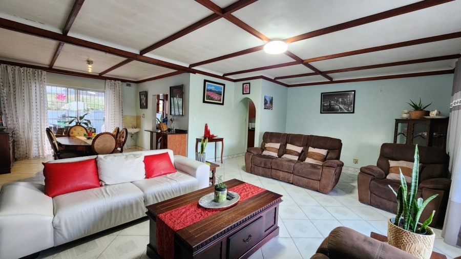 3 Bedroom Property for Sale in Marburg KwaZulu-Natal